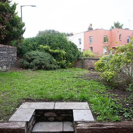 City Of With Large Garden